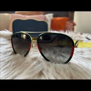 Gucci Aviator Sunglasses